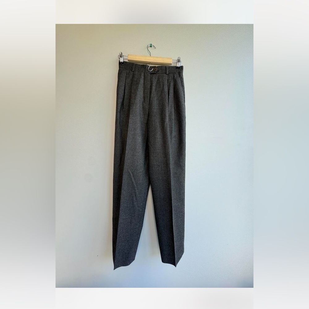 Escada grey wool trousers. Adorable, just too small for me! Size 0.